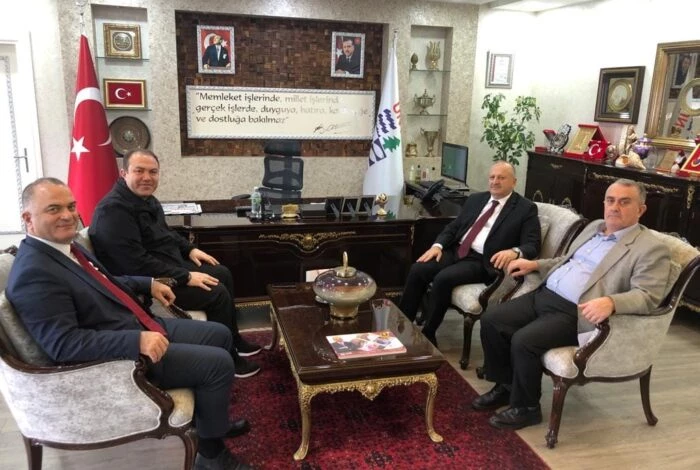 BAŞKAN TAVLI’DAN, MÜDÜR GENÇ İLE ÖĞRENCİ YURDU GÖRÜŞMESİ